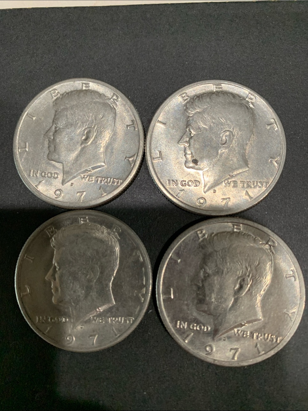 Unbranded Silver Kennedy Half Dollar Coin (1971) - Set of 4